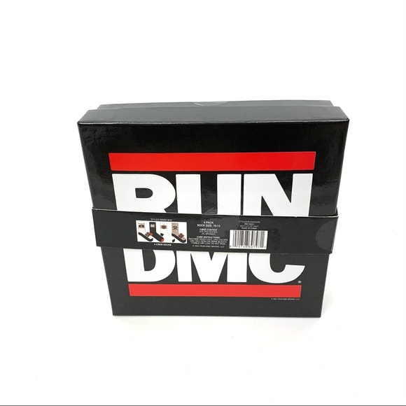 RUN DMC 4 Pack Graphic Men’s Crew Socks Gift Set Boombox 1984 Retro Size 10-13 - Picture 2 of 8